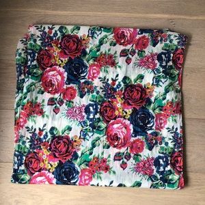 Pretty floral cotton scarf - New Look